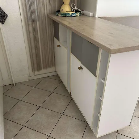Apartamento Climatisé Avec Piscine Et Parking à Port Camargue - Fr-1-250-162 *